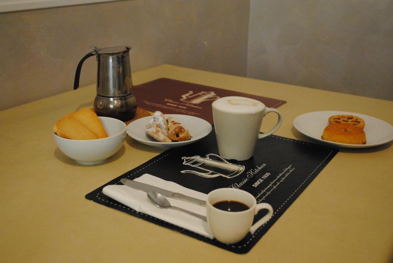 Bed and Breakfast Lombardo Рим Екстер'єр фото