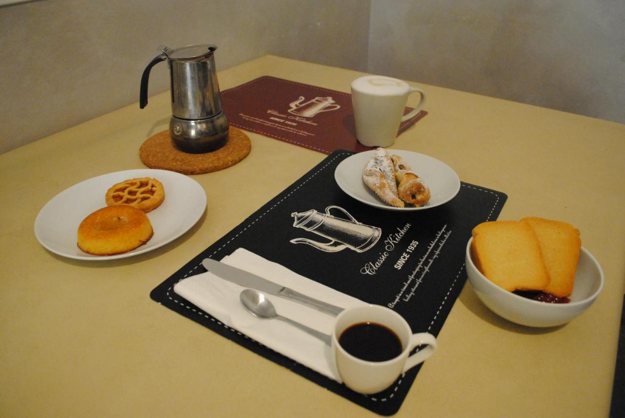 Bed and Breakfast Lombardo Рим Екстер'єр фото